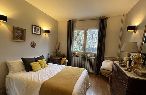 Villemomble House | 2 Chambres Dans Meulière de Charme à 30 Minutes de Paris en Transport