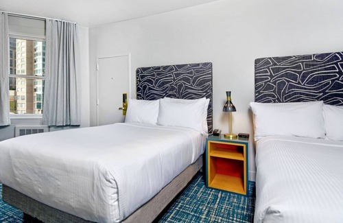 Downtown San Francisco Hotel | 2 Comfortable Room with Rooftop Pool, Near Oracle Park & Yerba Buena