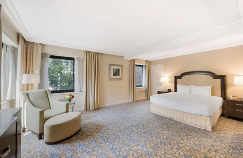 Connecticut Ave - K Street House | 2 Connecting Suites at a 4⭐️ Hotel