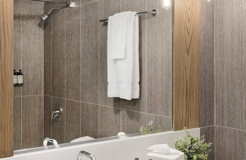 Teton Village Hotel | 2 Family-Friendly Lodges w/Pool, Hot Tub & Ski Access for Winter Fun