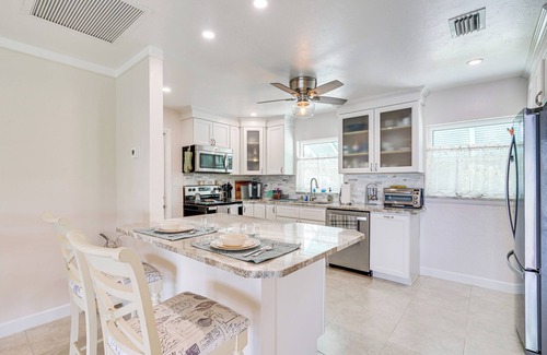 Iona House | 2 Mi to Bunche Beach, Waterfront Fort Myers Home