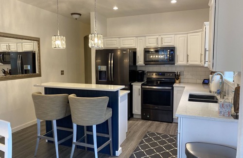 Summit Cove House | 2 min to Keystone - Stylish /Amazing Location - Hot Tub, Pool table, Ping Pong!