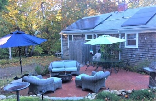 East Dennis House | 2 nights available Aug 9 and 10 so come for the weekend