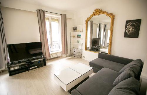 Porte-Dauphine Apartment | 2 pièces moderne Victor Hugo/Trocadero