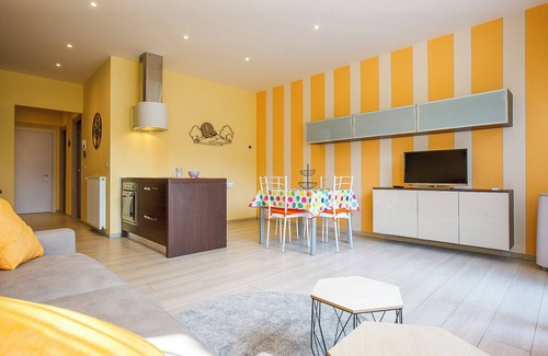 Cannobio Apartment | 2-room apartment with parking space, sunny balcony and panoramic view