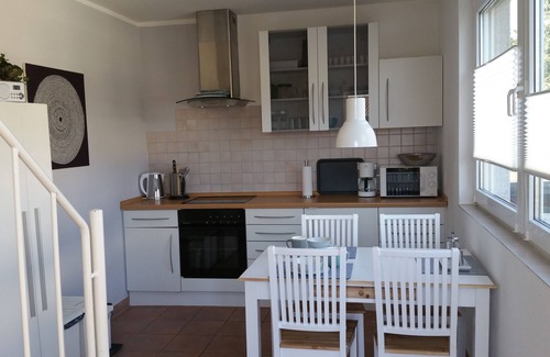 Refrath Apartment | 2 room maisonette vacation apartment Refrath