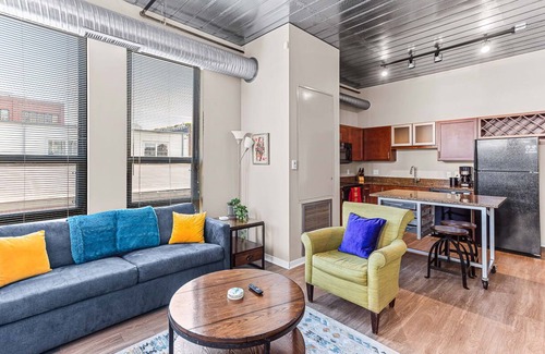 Old West Side Apartment | 2 Separate 2BR Units Near Big House & Downtown