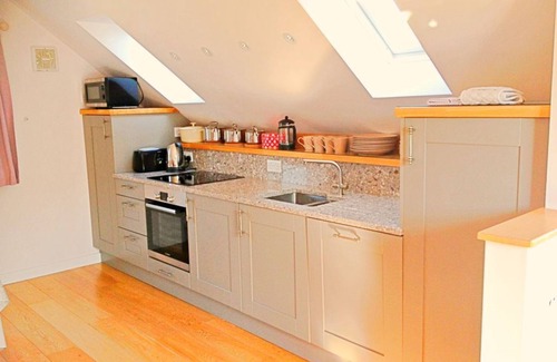 Polzeath Cottage | 2 The Navigators - Luxury 3 bedroom beach villa only 100 meters to the beach