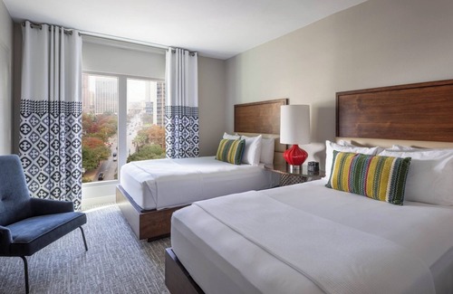 Downtown San Antonio Hotel | 2 Units, Deluxe City View Double at Hotel Contessa, Dog-friendly Property
