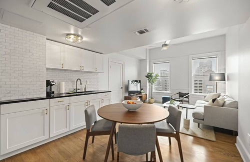 Downtown San Antonio Apartment | 2 Units | Prime Location Near Iconic Landmarks & Attractions | Pet Friendly