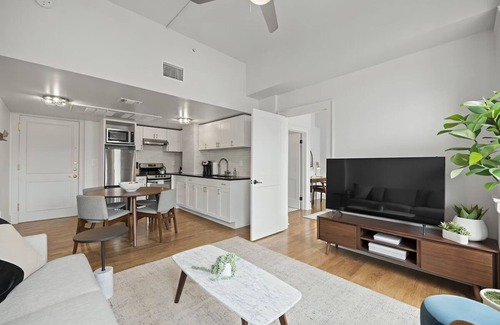 Downtown San Antonio Apartment | 2 Units | Unwind in a Modern Haven Near San Antonio’s Best Attractions & Dining