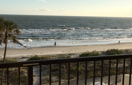 Madeira Beach Condo | 20% SAVINGS ON 2025 BOOKINGS thru November