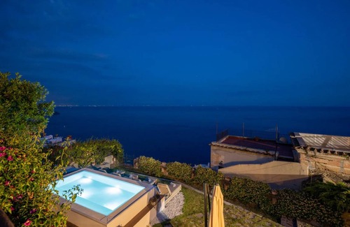 Praiano Villa | 200 m² Villa ∙ 4 bedrooms ∙ 8 guests