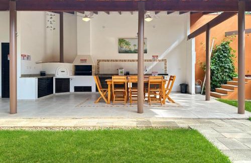 Guaruja House | 200m do mar 1 Suite Jacuzzi Churrasq Varanda