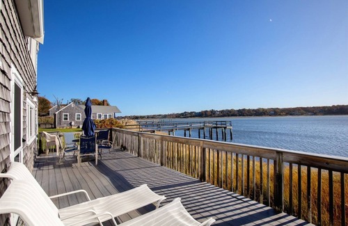 Orleans Cottage | 2025 Bell Buoy: Adorable Cottage w/Sparkling Town Cove Views, Pet Friendly!