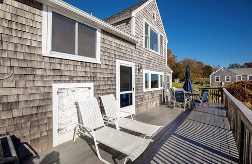 Orleans Cottage | 2025 Bell Buoy: Adorable Cottage w/Sparkling Town Cove Views, Pet Friendly!