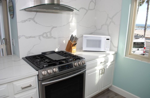 Townsite Condo | 207A Fresh, Renovated and Steps from the Beach