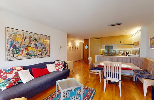 Silvaplana Apartment | 2½-room apartment on the 2nd floor, approx.