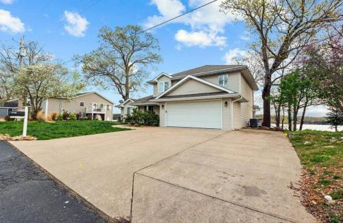 Osage Beach House | 21 Mile Marker Overlook