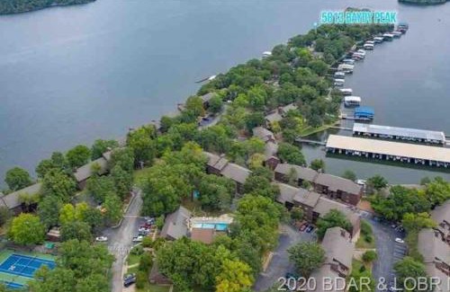 Osage Beach House | 21 Mile Marker Overlook