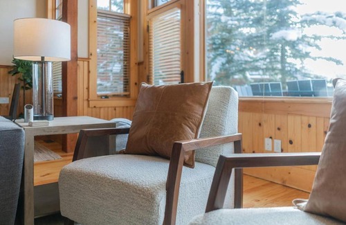 Mountain Village House | 215 Double Eagle B2 - A Picturesque Cabin