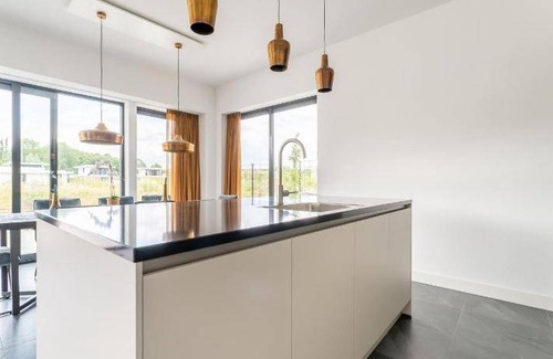 Zeewolde Villa | 228 m² Villa ∙ 4 bedrooms ∙ 8 guests