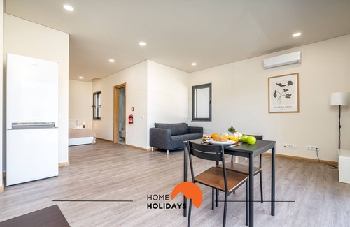 Vale de Santa Maria Apartment | #234 Raposo Flat by Home Holidays