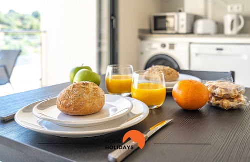 Vale de Santa Maria Apartment | #234 Raposo Flat by Home Holidays