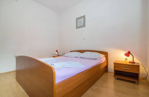 Zelenka Apartment | 25 m² Apartment ∙ 2 guests