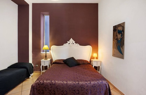 Historical Downtown Salerno Bed & Breakfast | 25 m² Bed and breakfast ∙ 1 bedroom ∙ 3 guests