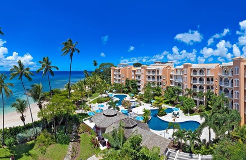 Gibbs Bay Condo | 2500 sq. ft. Two-Bedroom Luxury Beachfront Suite on the West Coast