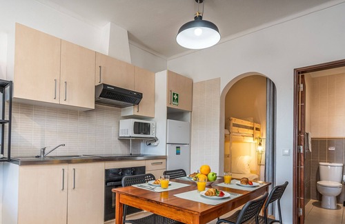 Patio Apartment | #253 Fernando Pessoa 26 by Home Holidays