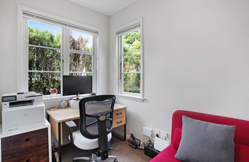 Point Chevalier House | 257 Meola Road, Point Chevalier, Auckland 1022