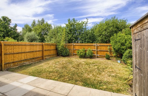 Thringstone House | 26WWC Sleeps 5 |Private Parking | Arena Coventry