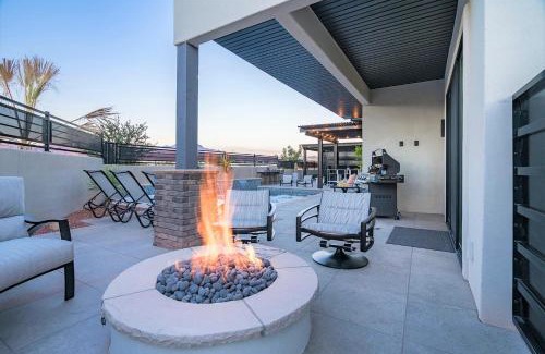Santa Clara House | 29-30 | 2 Connected Homes in Ocotillo Springs with Pool and Spas