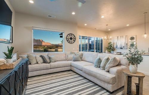 Santa Clara House | 29-30 | 2 Connected Homes in Ocotillo Springs with Pool and Spas