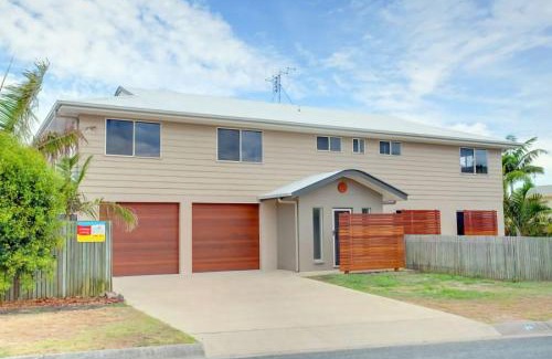 Rainbow Beach House | 29 Cypress Avenue Rainbow Beach