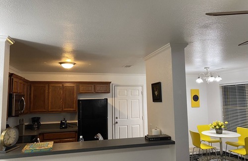 Euless House | 2b/2b Family size Duplex. DFW