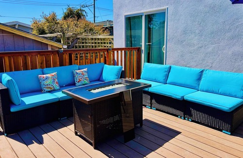 Bushrod House | 2BD/2BA Luxurious Retreat near UC Berkeley with Fire Pit & Outdoor Dining