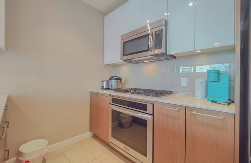 Richmond City Centre Apartment | 2BDR & 2Bath | AC | 900sq.ft | Free WiFi&Parking