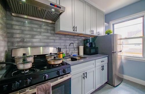 The Heights Apartment | 2BED Cozy unit near NYC attractions