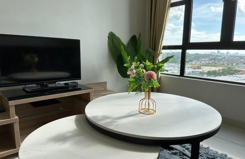 Kempas Apartment | 2Bedroom 6Pax 5Mins to MidValley 10mins to CIQ