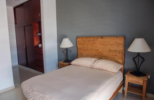 Ferrocarrilera Apartment | 2br/2ba Condo 1 block to ocean! - Unit 4