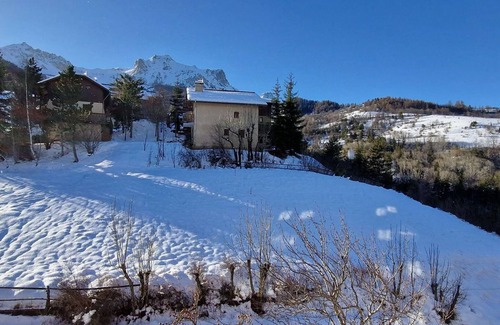 Le Sauze Apartment | 2BR Apt for 6 with south terrace and equipped kitchen, facing ski slopes