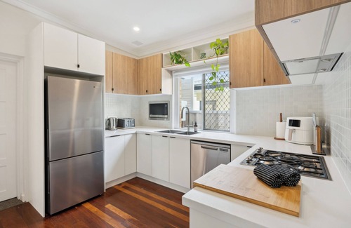 Scarborough House | 2BR Coastal Haven with Space to Move