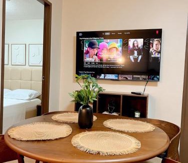 Cagayan de Oro Apartment | 2BR Condo w Pool & WiFi Near Mall & Restaurants