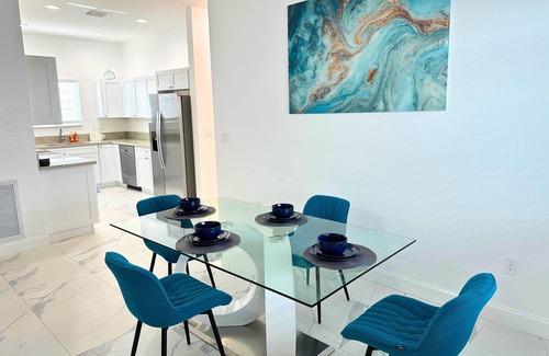 Downtown Fort Lauderdale House | 2BR Fall into Sunshine - Nov 10% Off 4+ Nights