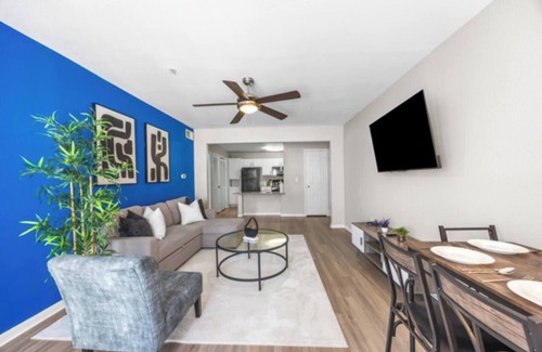 Pleasant Valley Apartment | 2BR Modern Hideaway near Downtown, Gated, Pool
