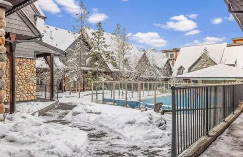 Canmore Ski Chalet | 2BR Mystic Springs Escape with BBQ, Pool, Hot tub