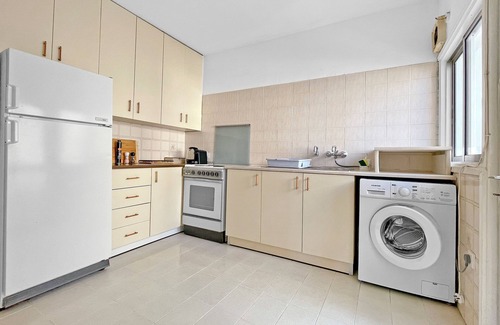 Larnaca Apartment | 2BR Seafront Apt. in center with community pool